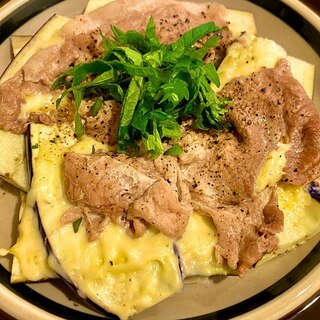 ☆レンジで5分☆ ナスと豚肉のチーズ焼き